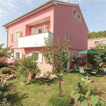 Jan 4 Apartment Пула Екстериор снимка
