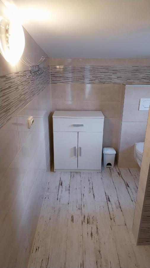 Jan 4 Apartment Пула Екстериор снимка