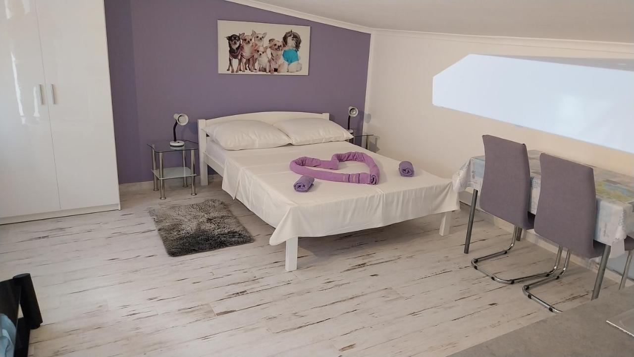 Jan 4 Apartment Пула Екстериор снимка